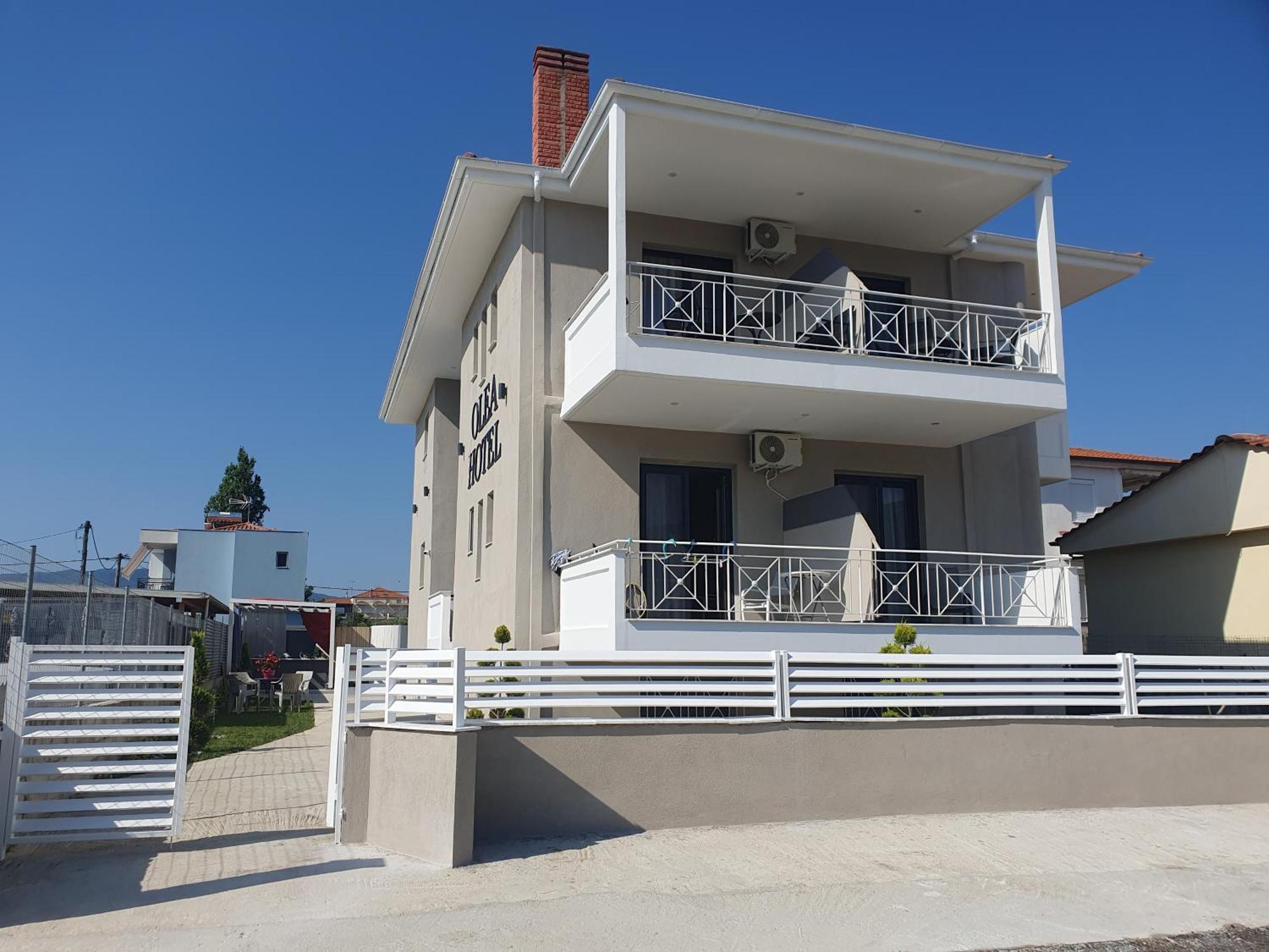 Olea Luxury Suites Аспровалта Екстериор снимка