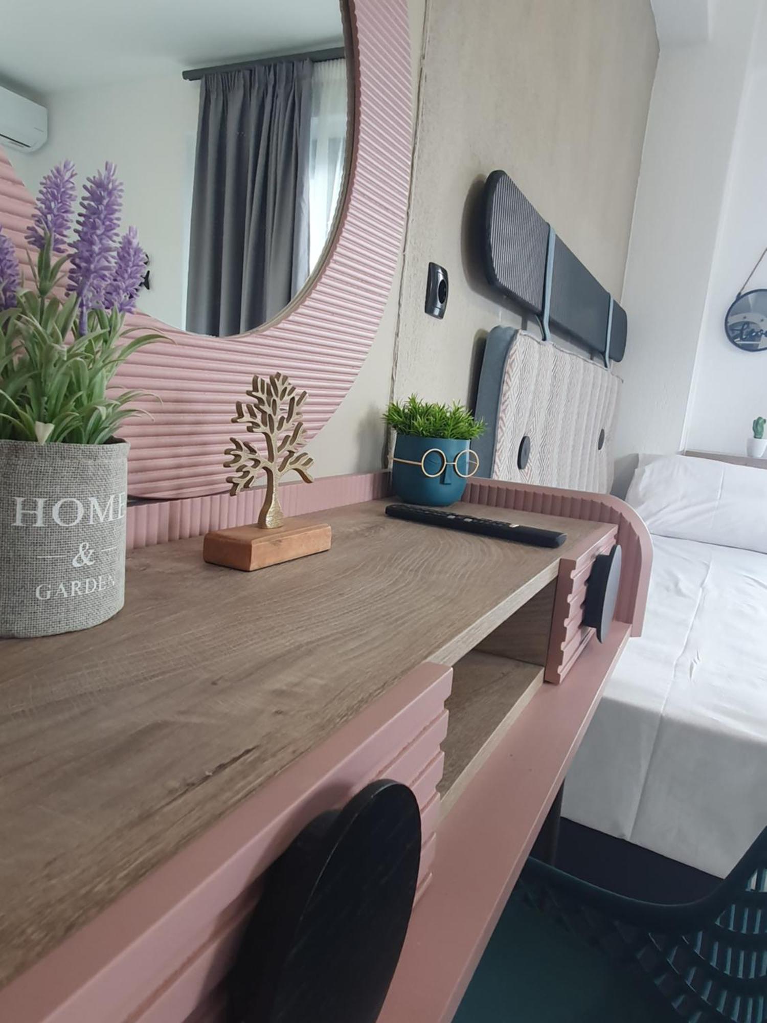 Olea Luxury Suites Аспровалта Екстериор снимка