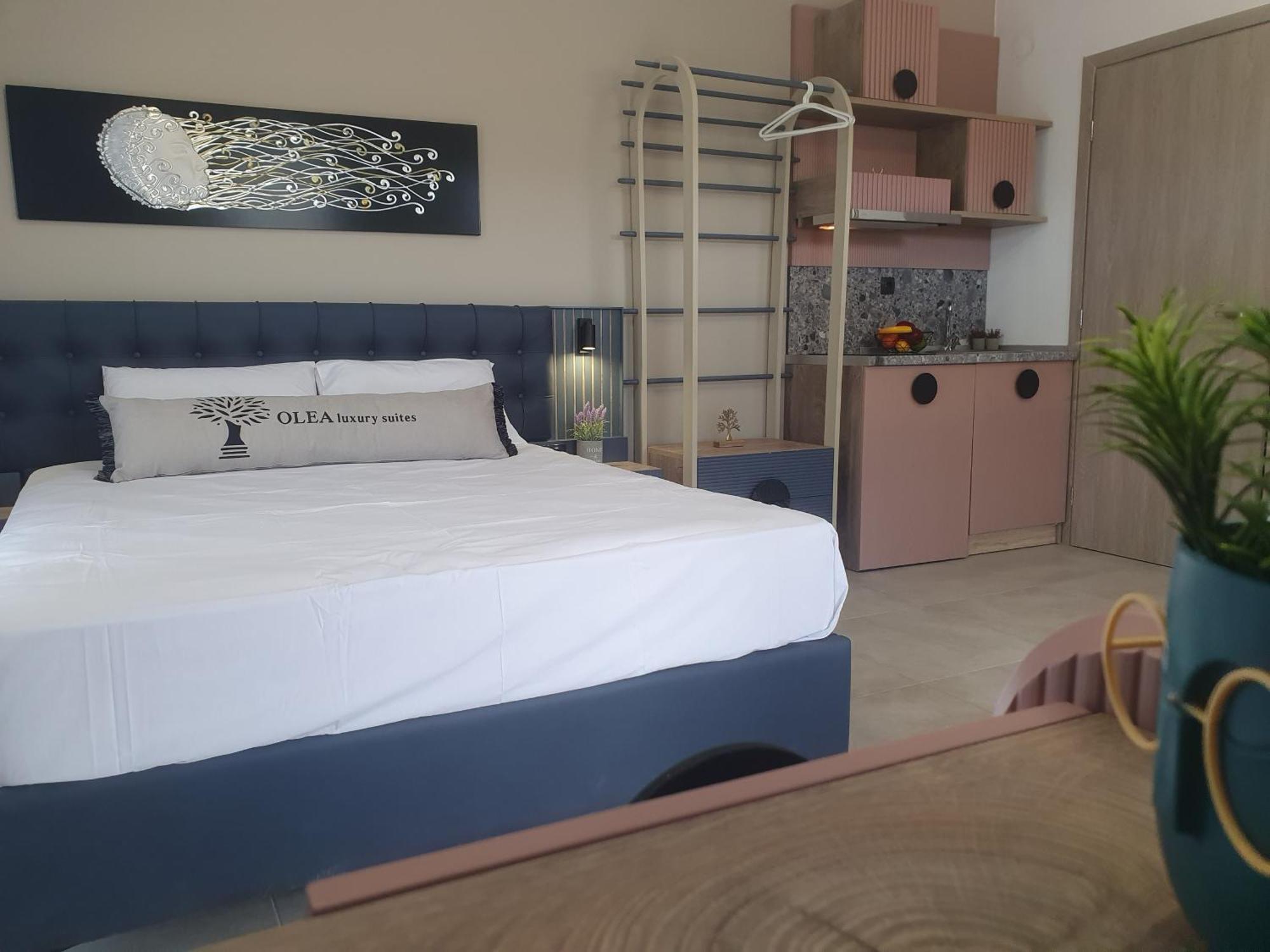 Olea Luxury Suites Аспровалта Екстериор снимка