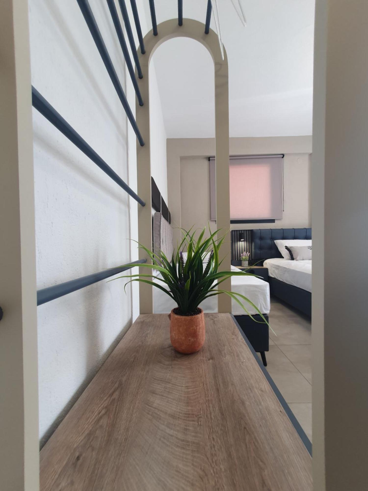 Olea Luxury Suites Аспровалта Екстериор снимка