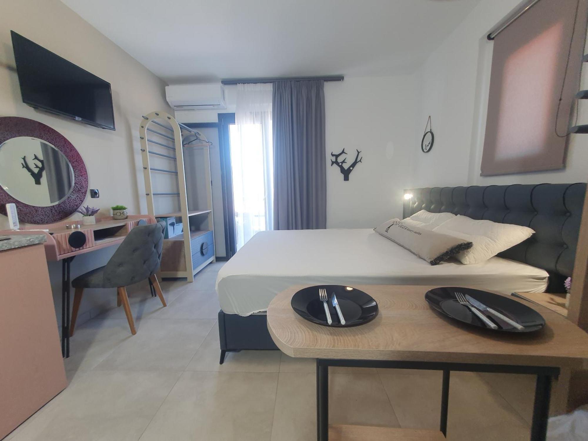 Olea Luxury Suites Аспровалта Екстериор снимка
