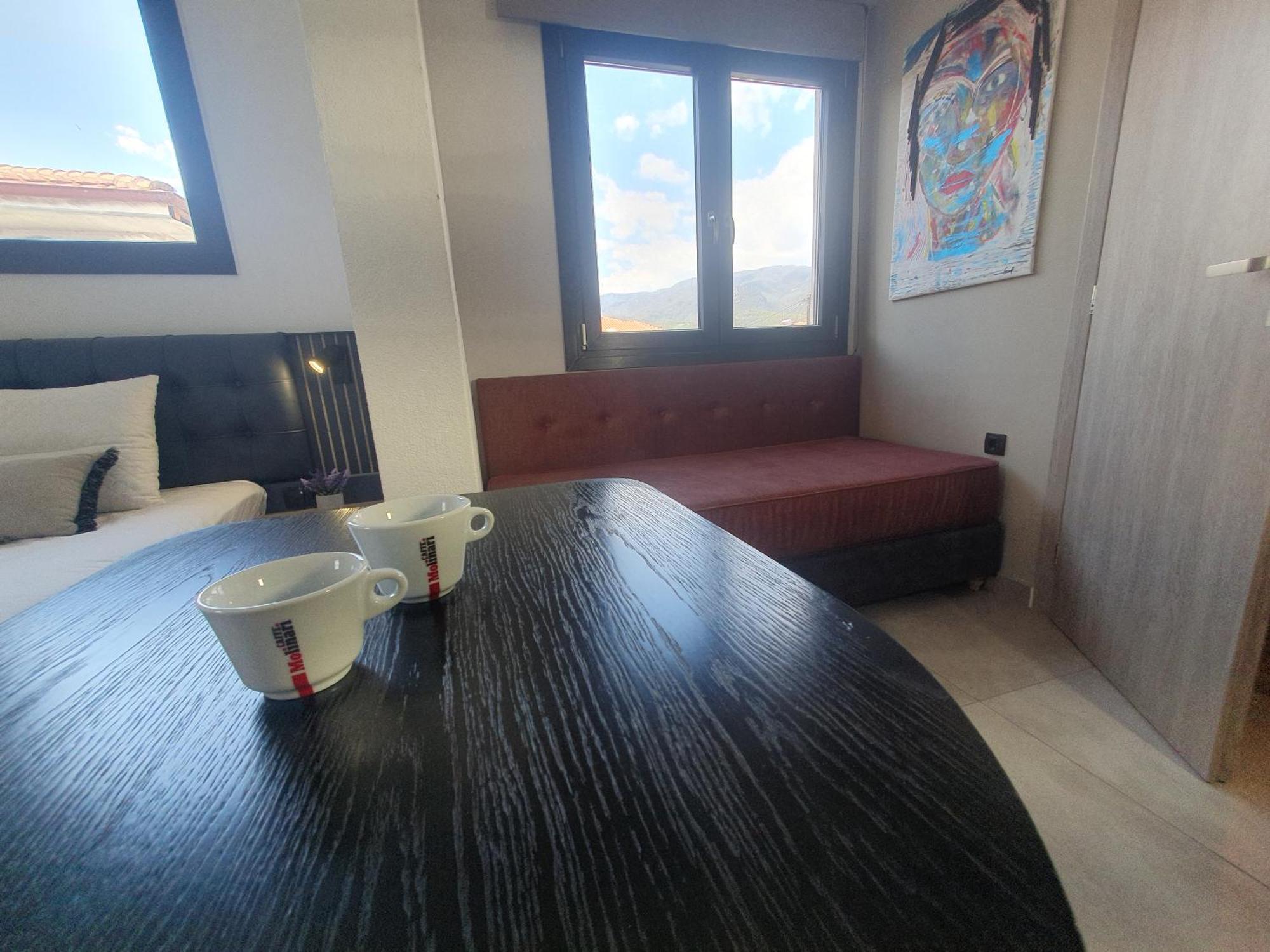 Olea Luxury Suites Аспровалта Екстериор снимка
