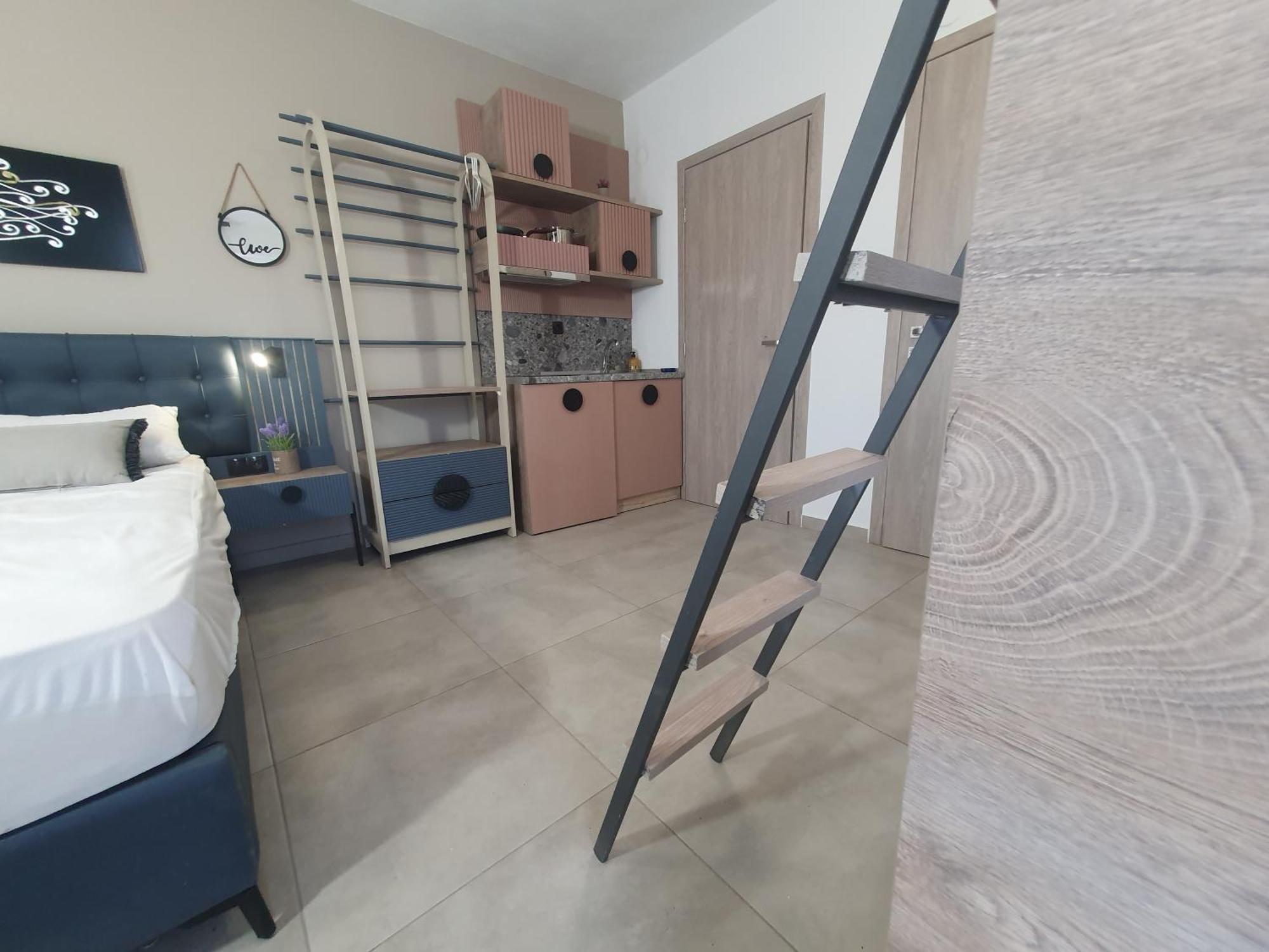 Olea Luxury Suites Аспровалта Екстериор снимка