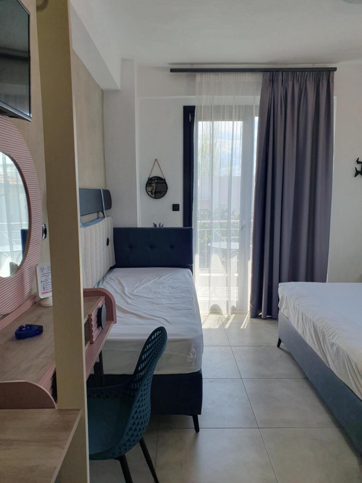 Olea Luxury Suites Аспровалта Екстериор снимка