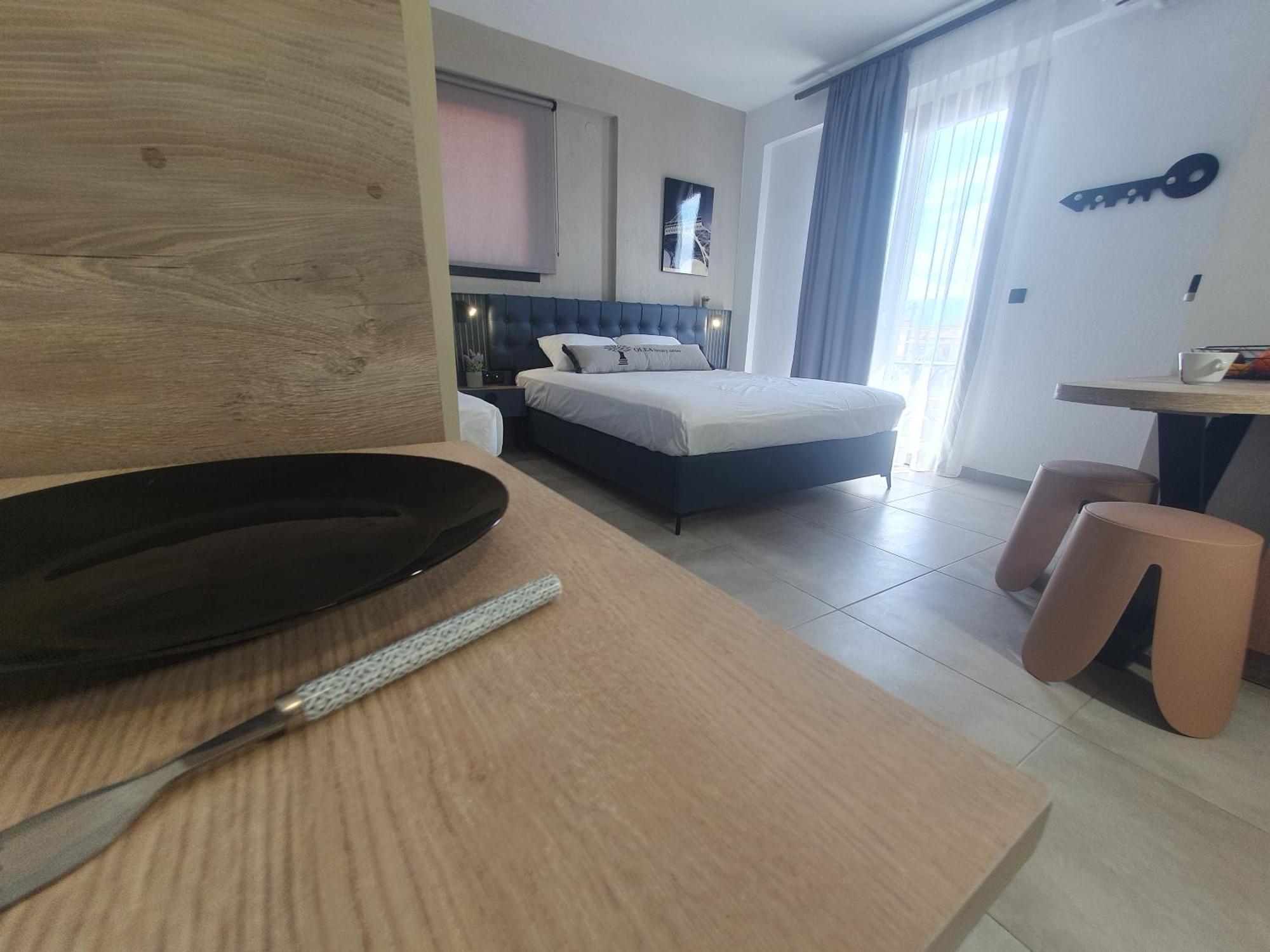 Olea Luxury Suites Аспровалта Екстериор снимка