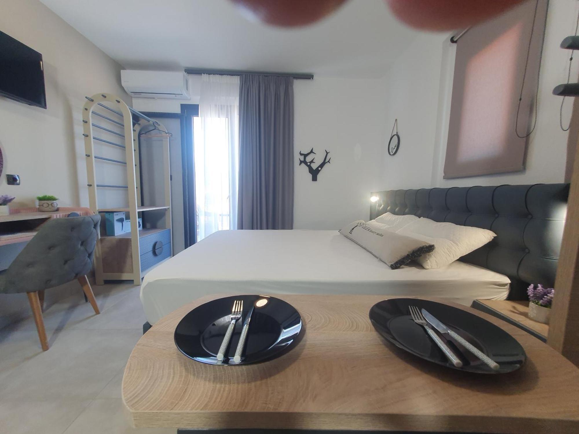 Olea Luxury Suites Аспровалта Екстериор снимка