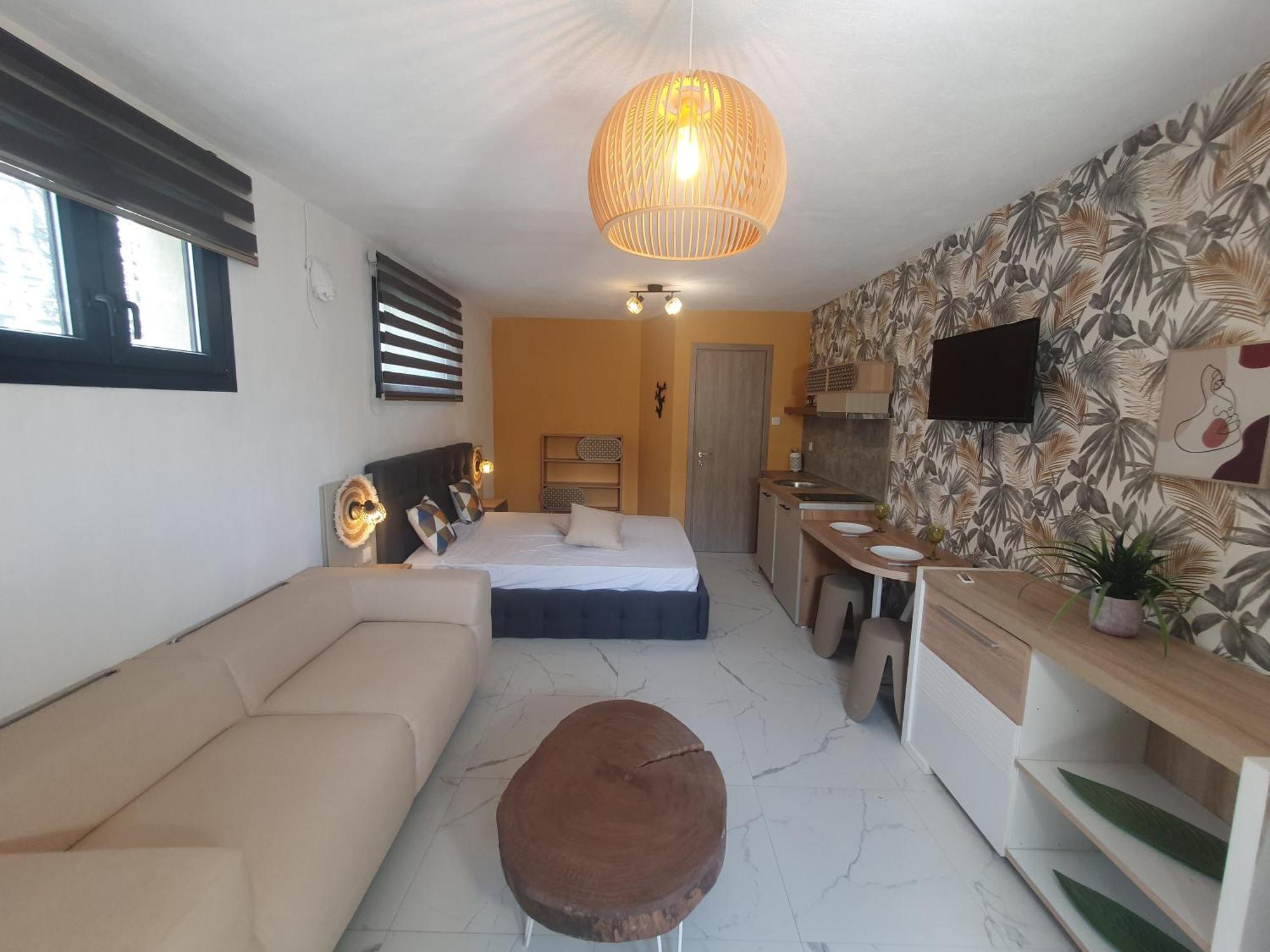 Olea Luxury Suites Аспровалта Екстериор снимка